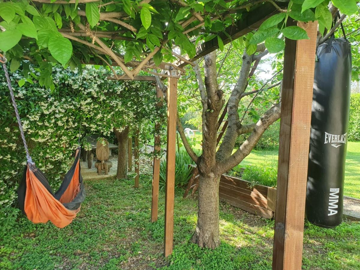 La Cabane Du Pesquier En Provence Caumont-sur-Durance Exterior photo